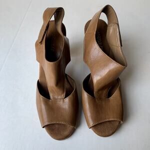 Aerosoles Vivrance Tan Brown Slingback Peep Toe Sandal Heels Size 11